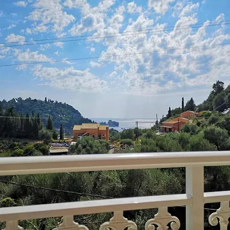 Arianna 9b * Palaiokastritsa