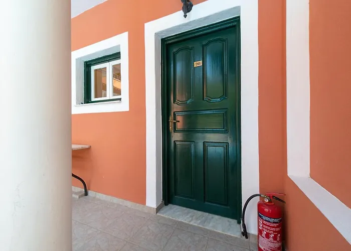 Apartamento Arianna 9b *